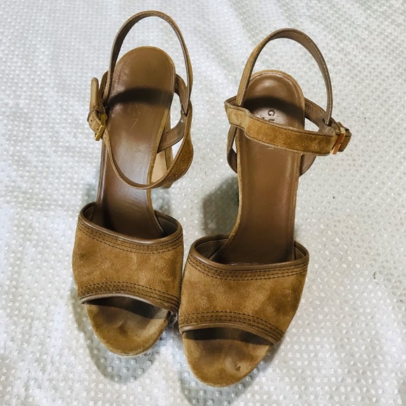Gucci suede heels - Picture 10 of 13